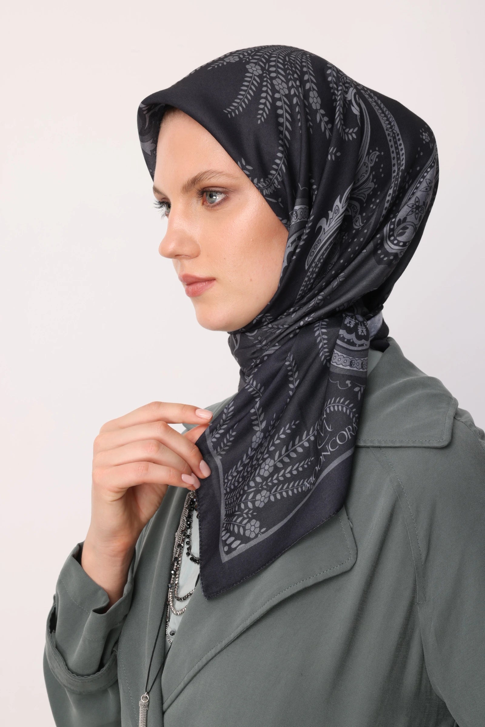 Virel Pattern Cotton Scarf - Black