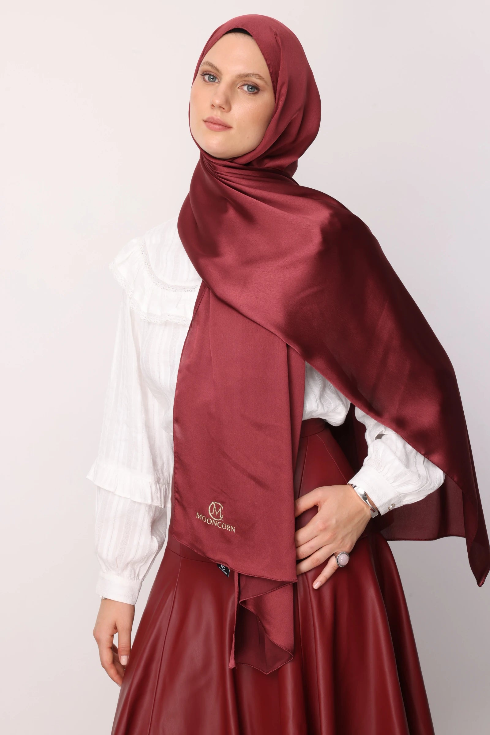 Diamond Aura Scarf - Onion Peel