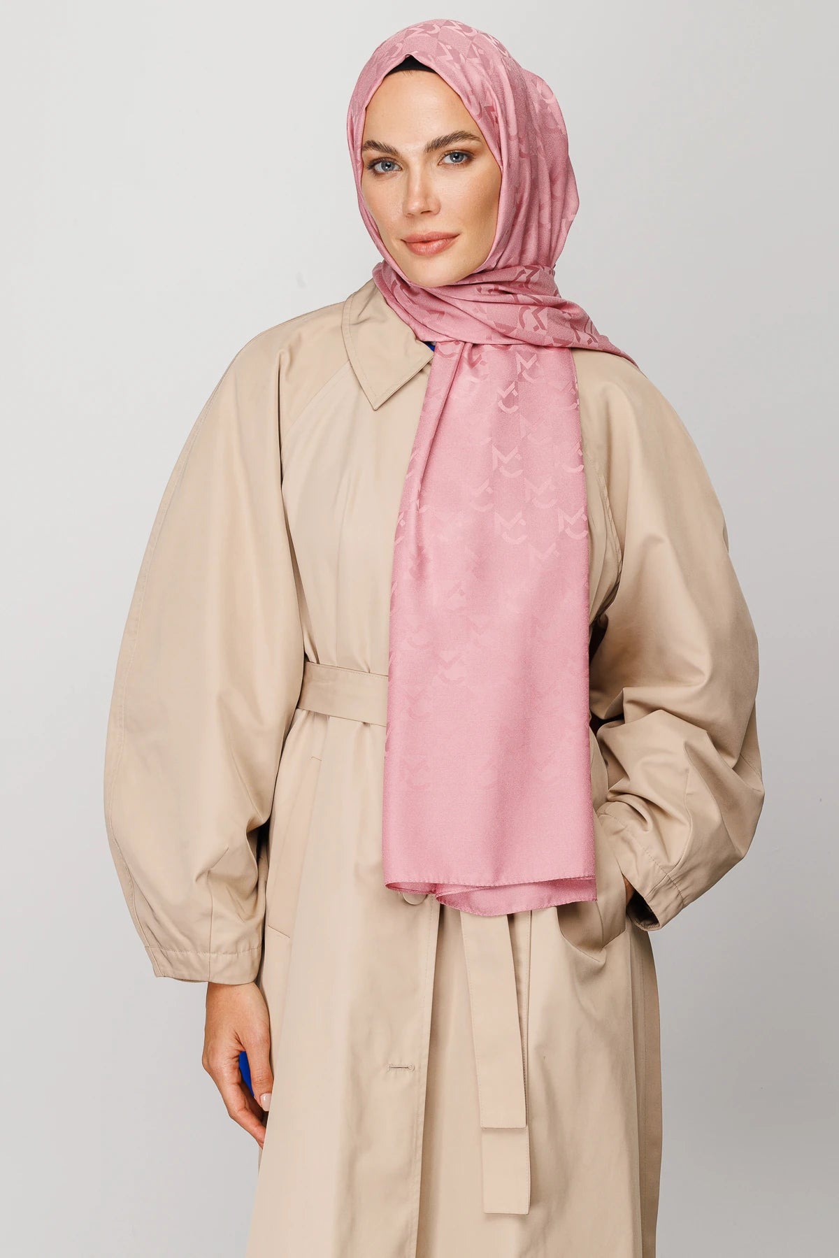 Mc Pattern Jacquard Shawl - Pink