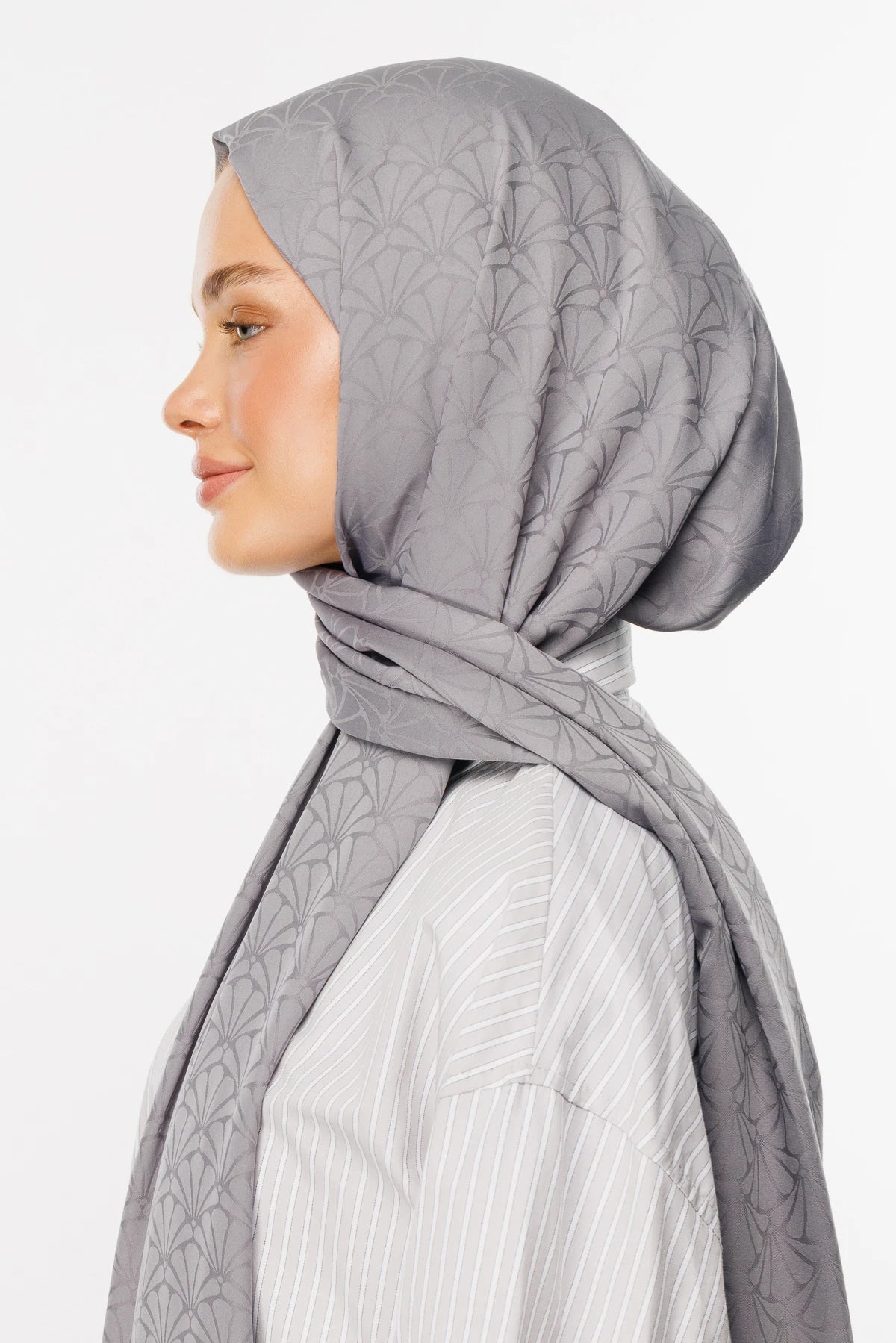 Lotus Pattern Silky Jacquard Scarf - Gray