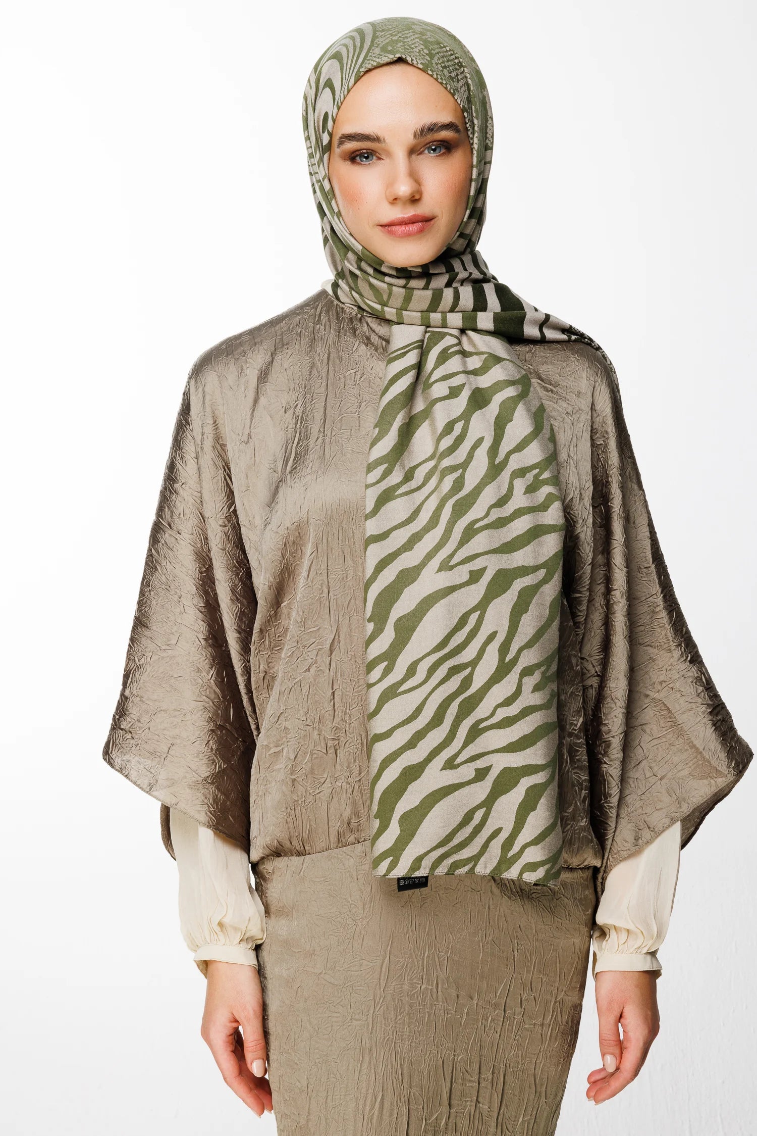 Riad Pattern Double-Sided Shawl - Khaki-Salmon