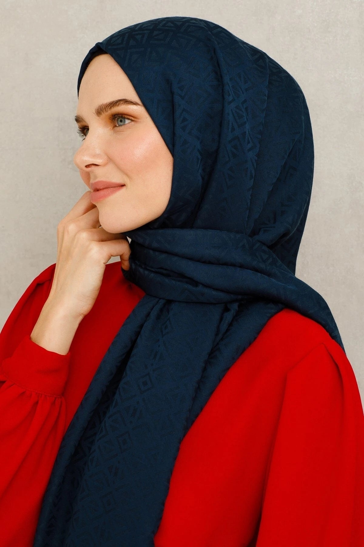 Üçgen Desen Pamuk Jakar Şal