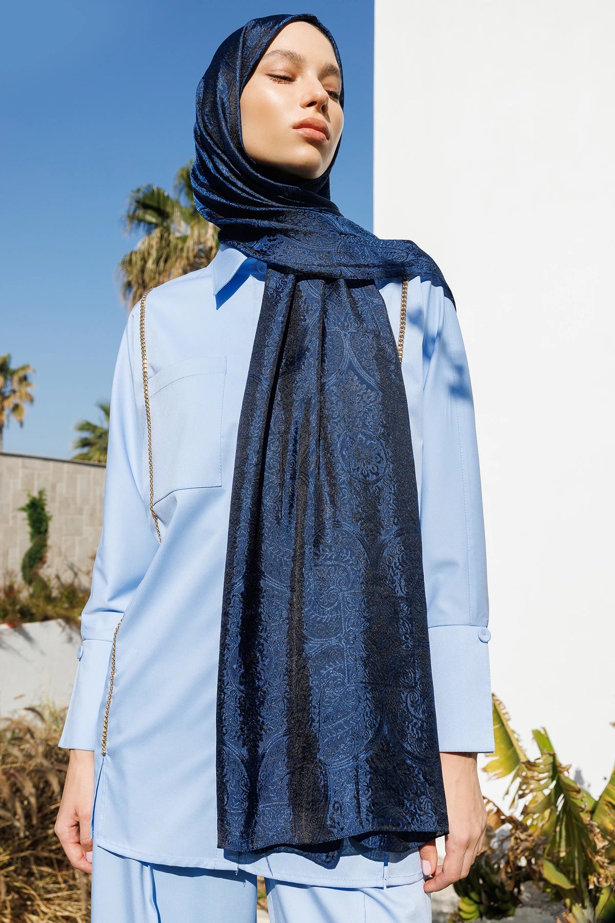 Vera Pattern Shine Line Scarf - Black-Indigo