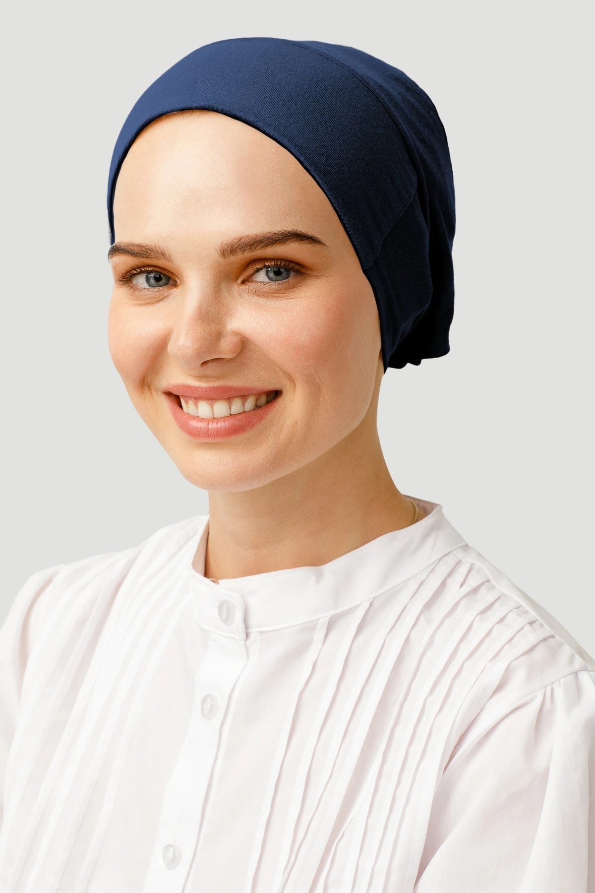 Seamless Tie-On Bonnet - Navy blue