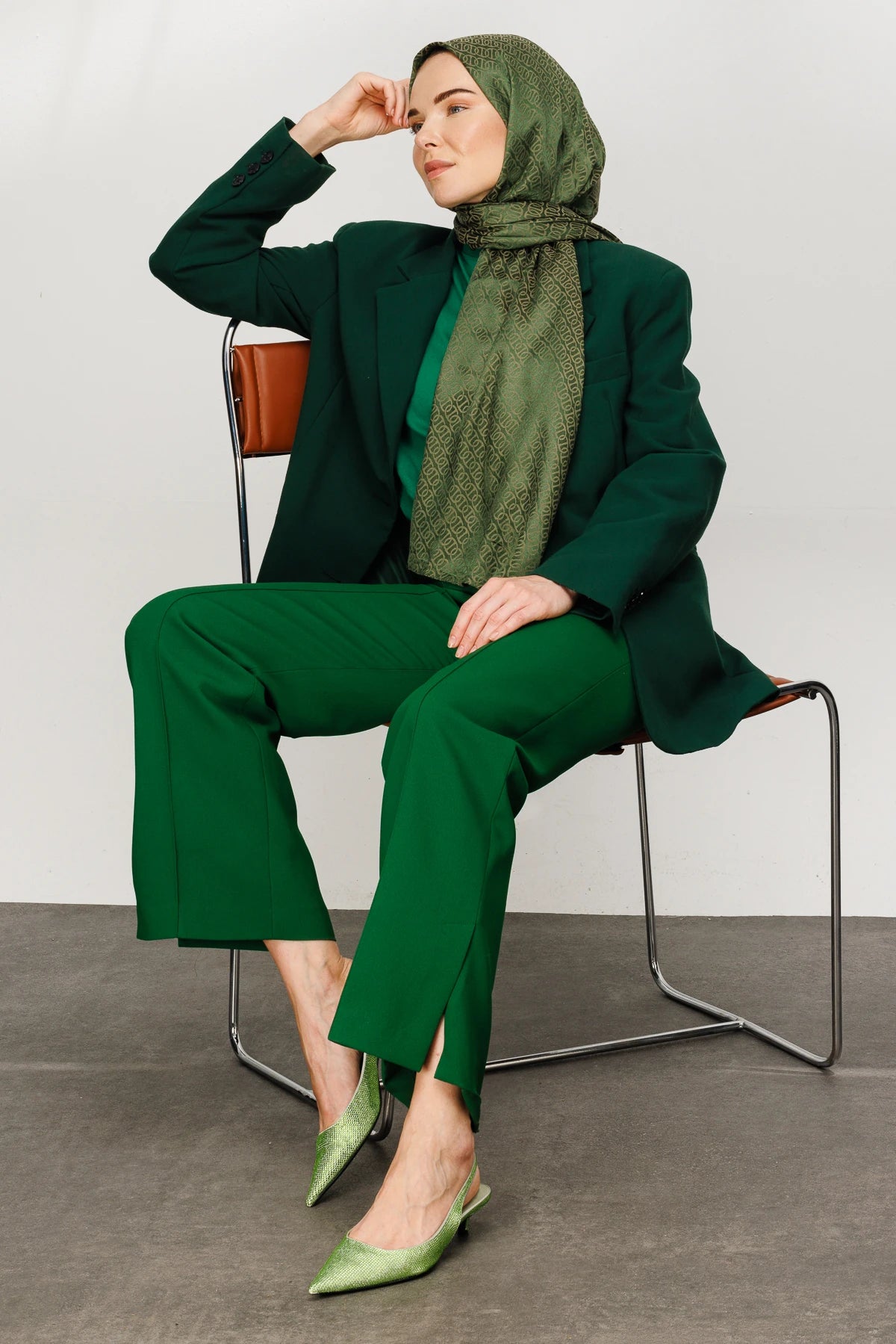 Forever Pattern Shiny Jacquard Scarf - Military Green