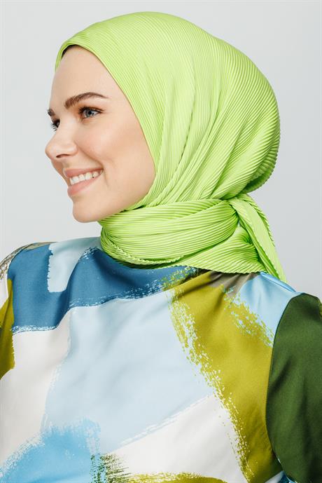 Pilise Eşarp