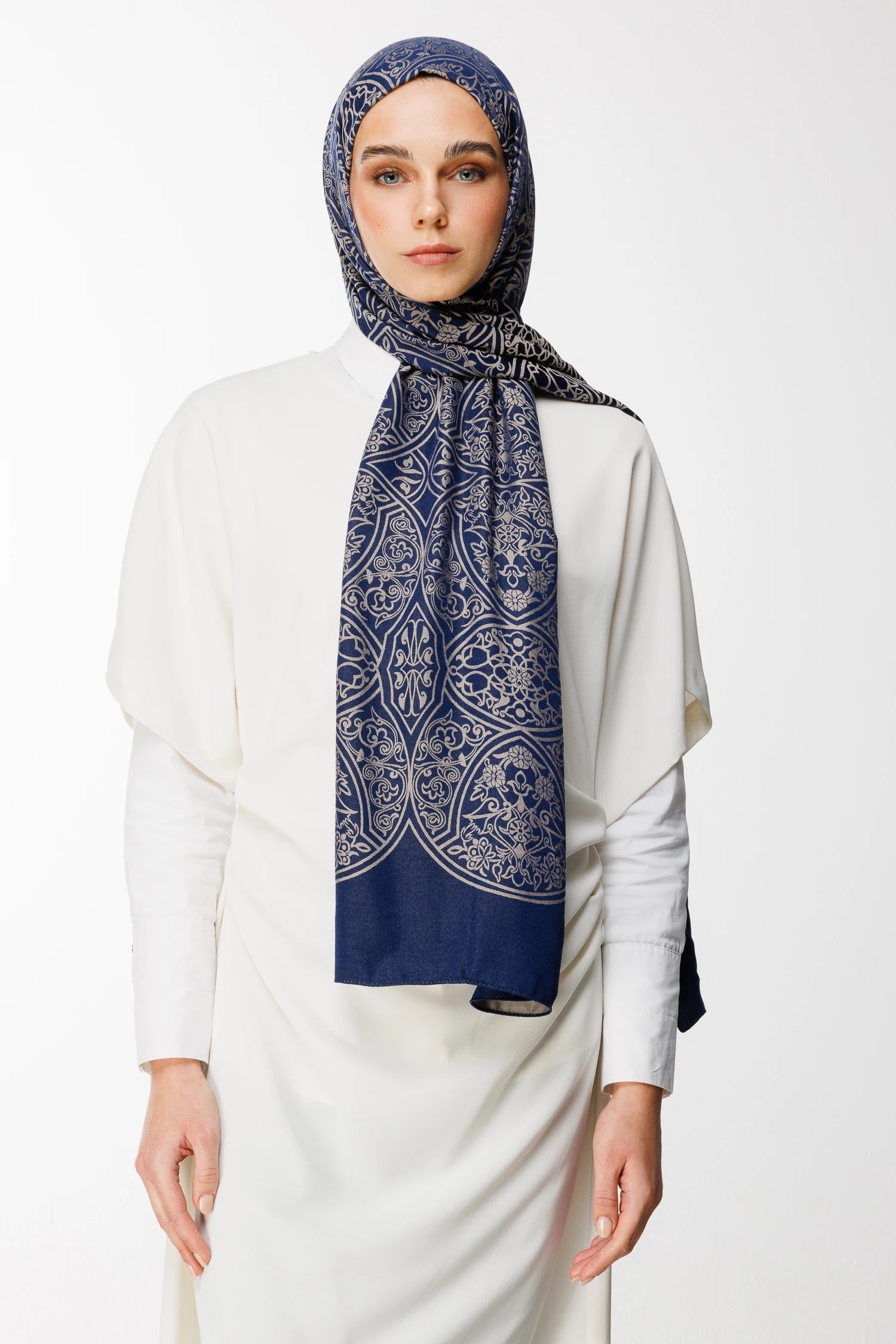 Morocco Pattern Double-Sided Scarf - Navy Blue-Beige