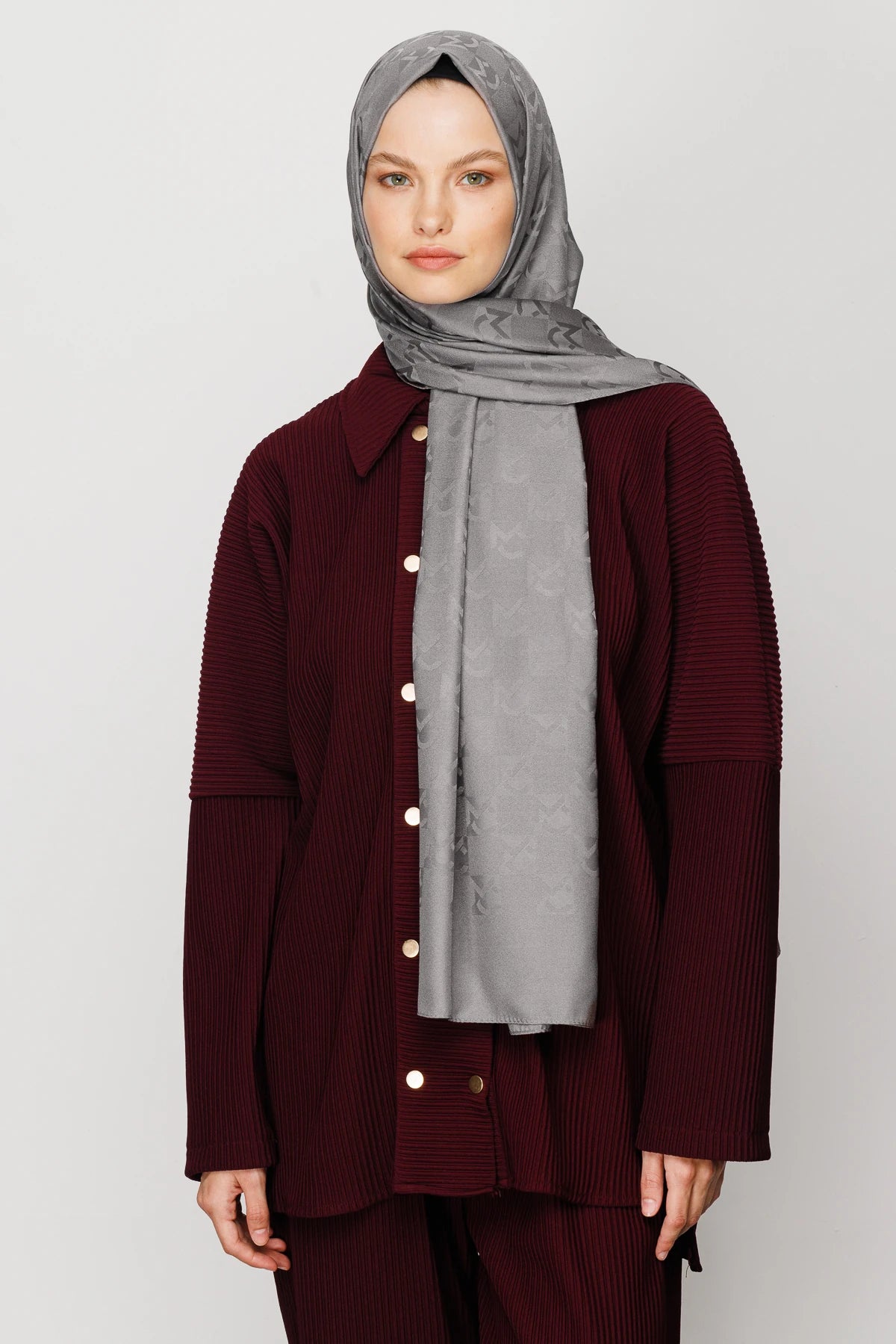 Mc Pattern Jacquard Shawl - Gray