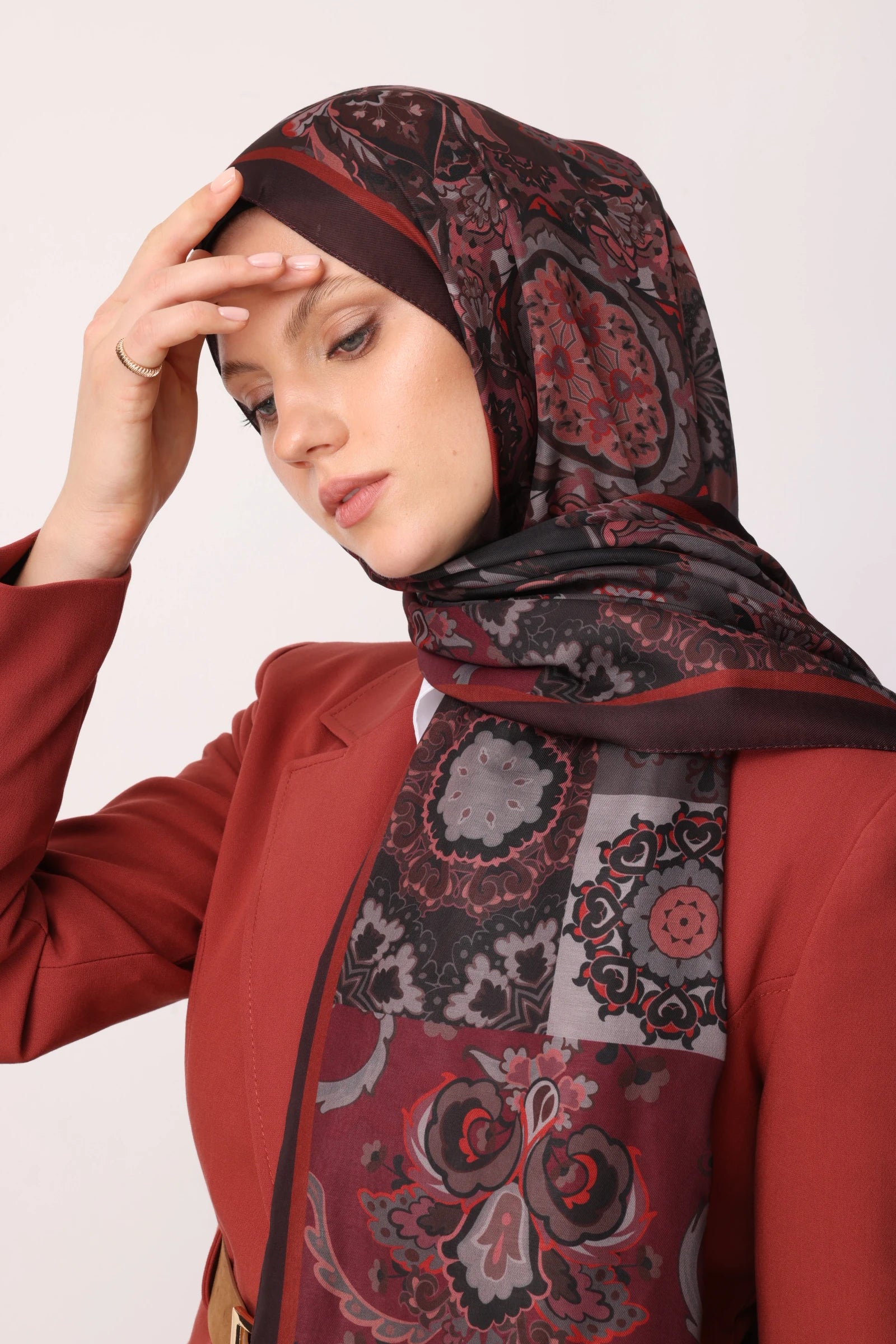 Solhar Pattern Cotton Scarf - Burgundy