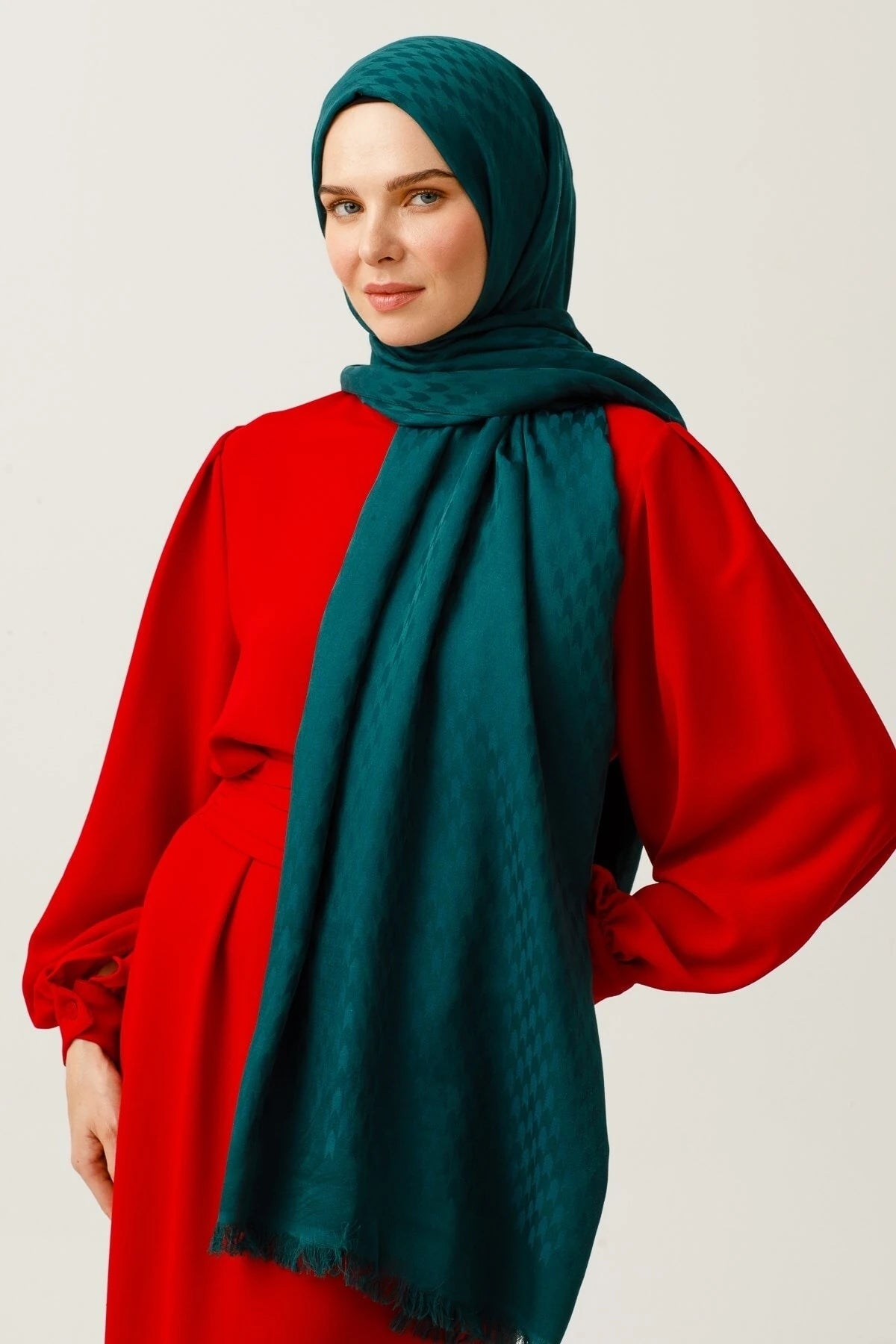 Swallow Pattern Cotton Jacquard Shawl - Emerald