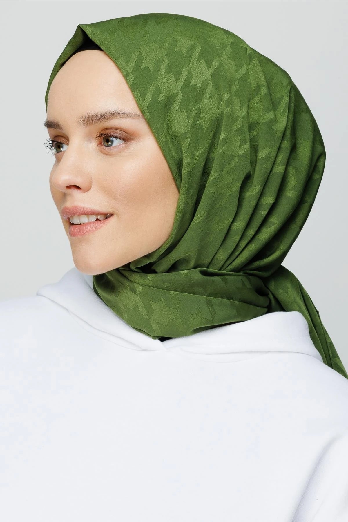 Houndstooth Pattern Silky Jacquard Shawl - Military Green