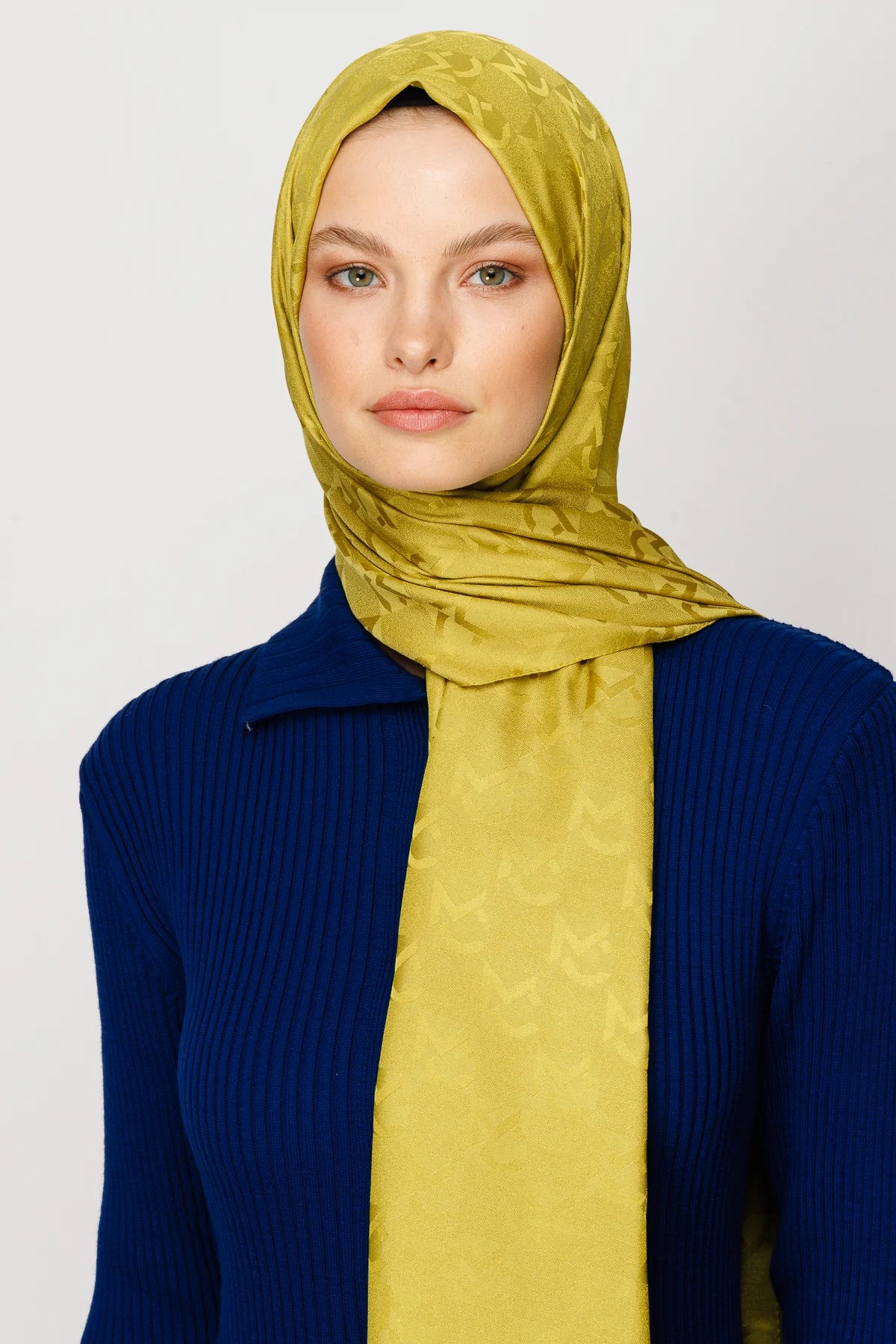 Mc Pattern Jacquard Shawl - Olive Green