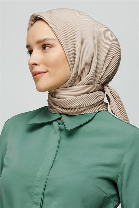 Pleated Scarf - Beige