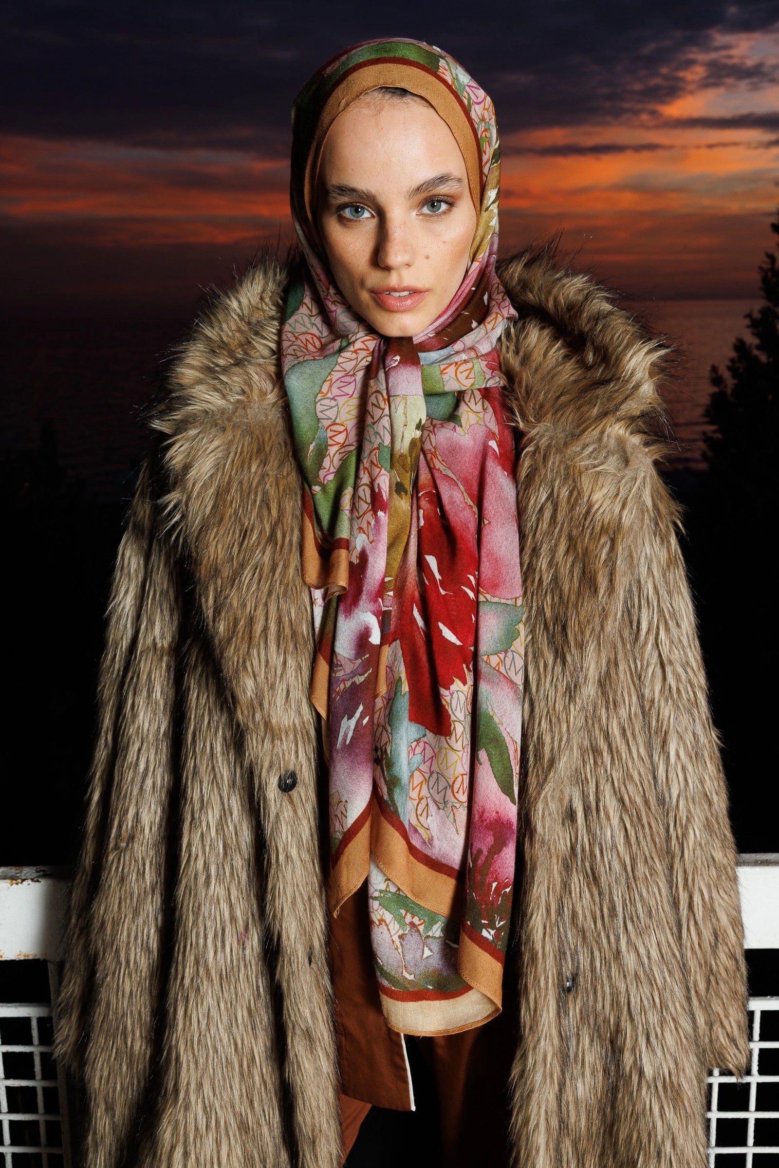 Mc Desen Rami Shawl - Rose