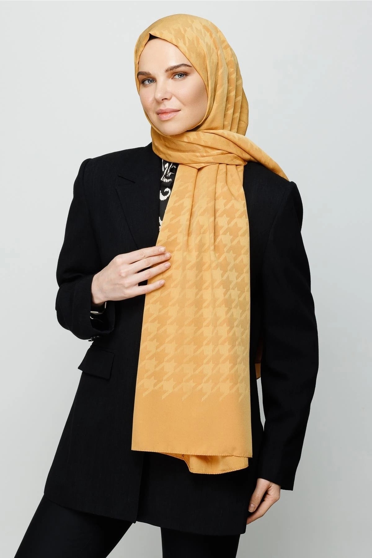 Houndstooth Pattern Silky Jacquard Shawl - Mustard