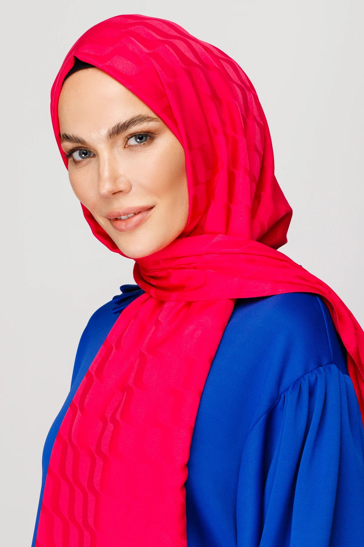Wave Pattern Silky Jacquard Scarf - Fuchsia