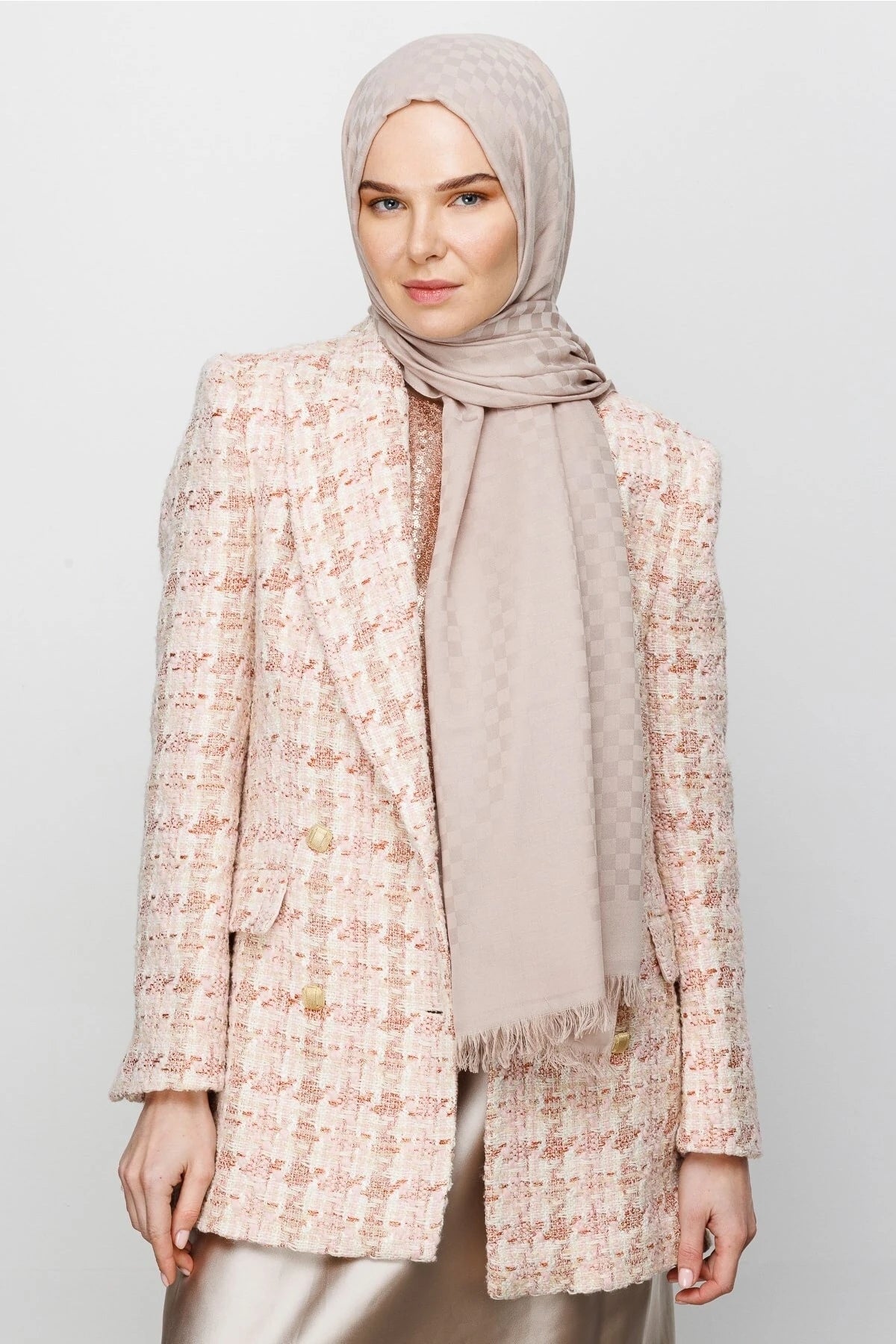 Square Pattern Cotton Jacquard Scarf - Beige