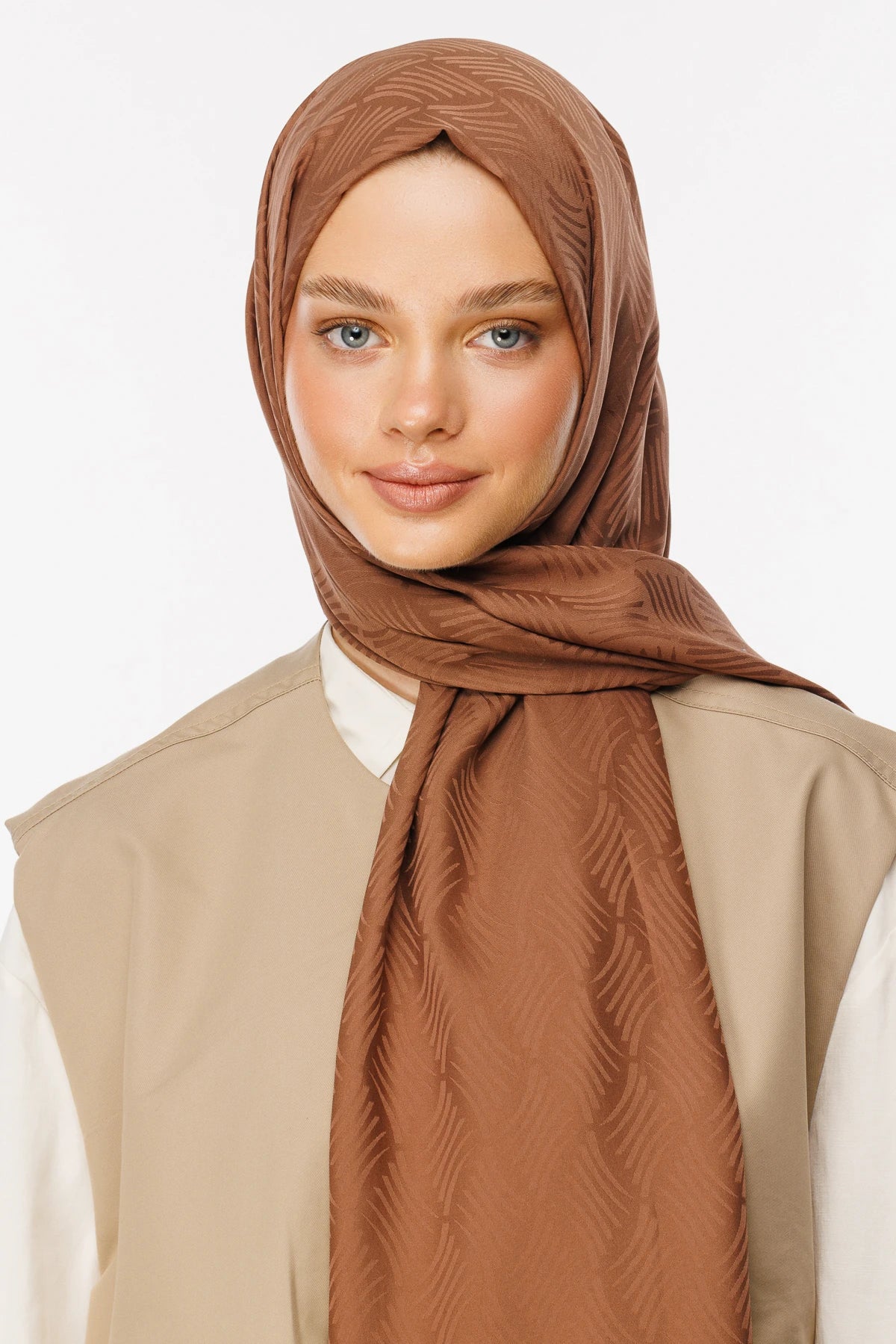Aura Pattern Silky Jacquard Scarf - Mansion