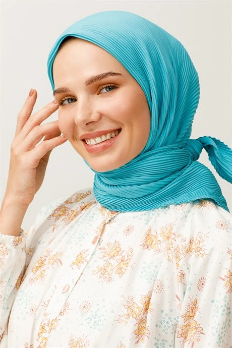 Pilise Eşarp