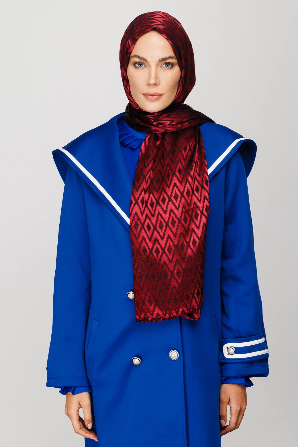 Tile Pattern Shiny Jacquard Shawl - Burgundy