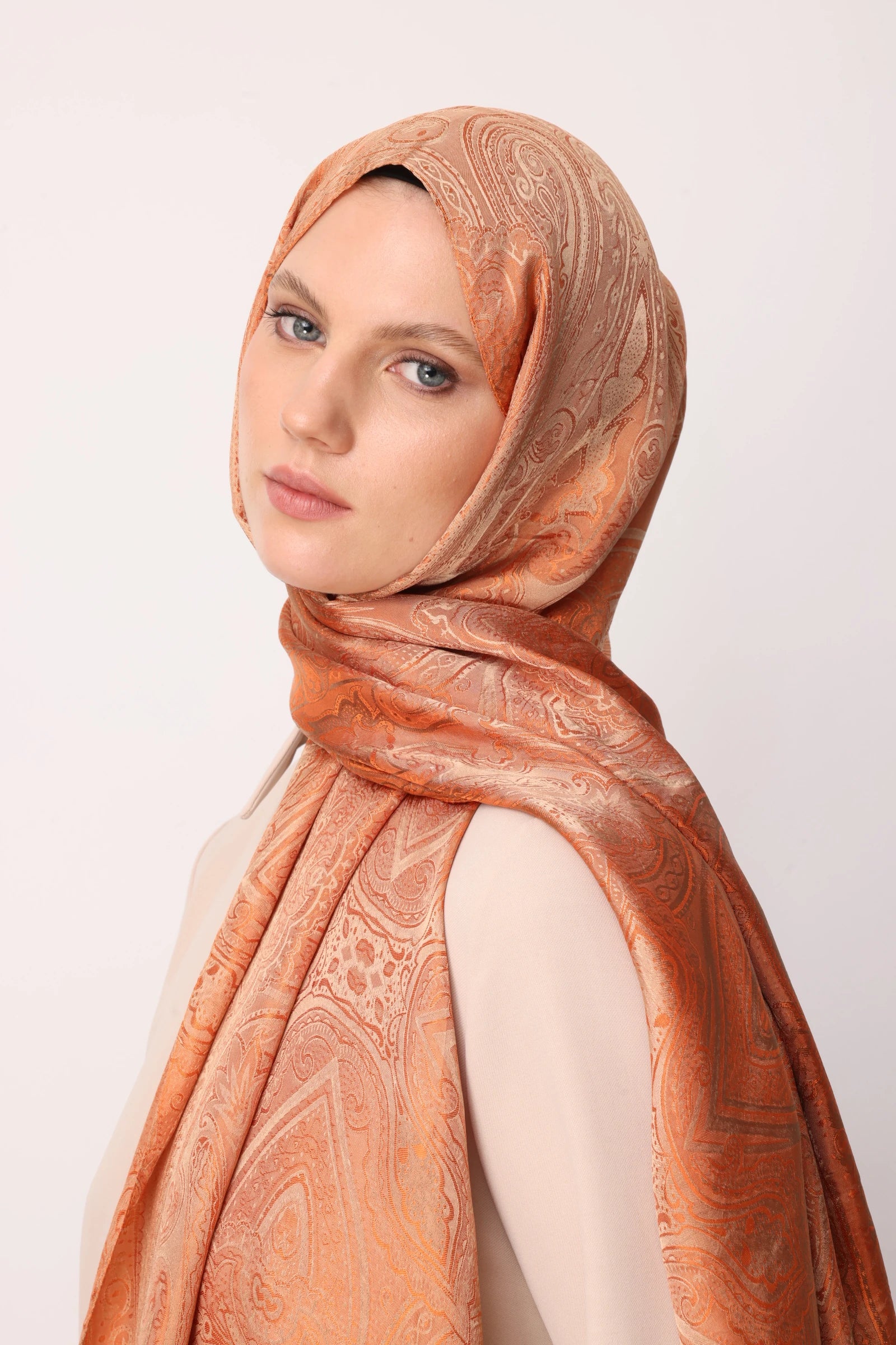 Liva Desen Shine Line Şal