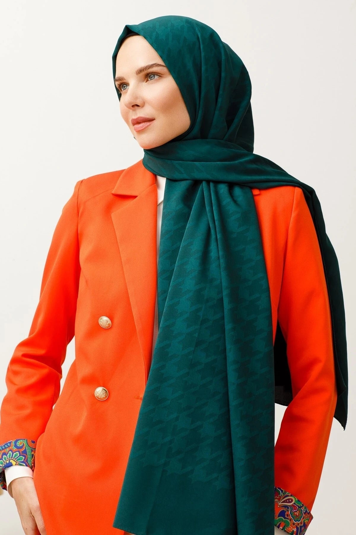 Houndstooth Pattern Silky Jacquard Shawl - Emerald