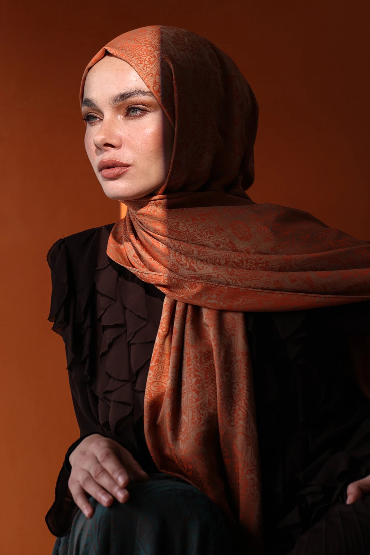 Henna Pattern Double-Sided Scarf - Cinnamon-Beige