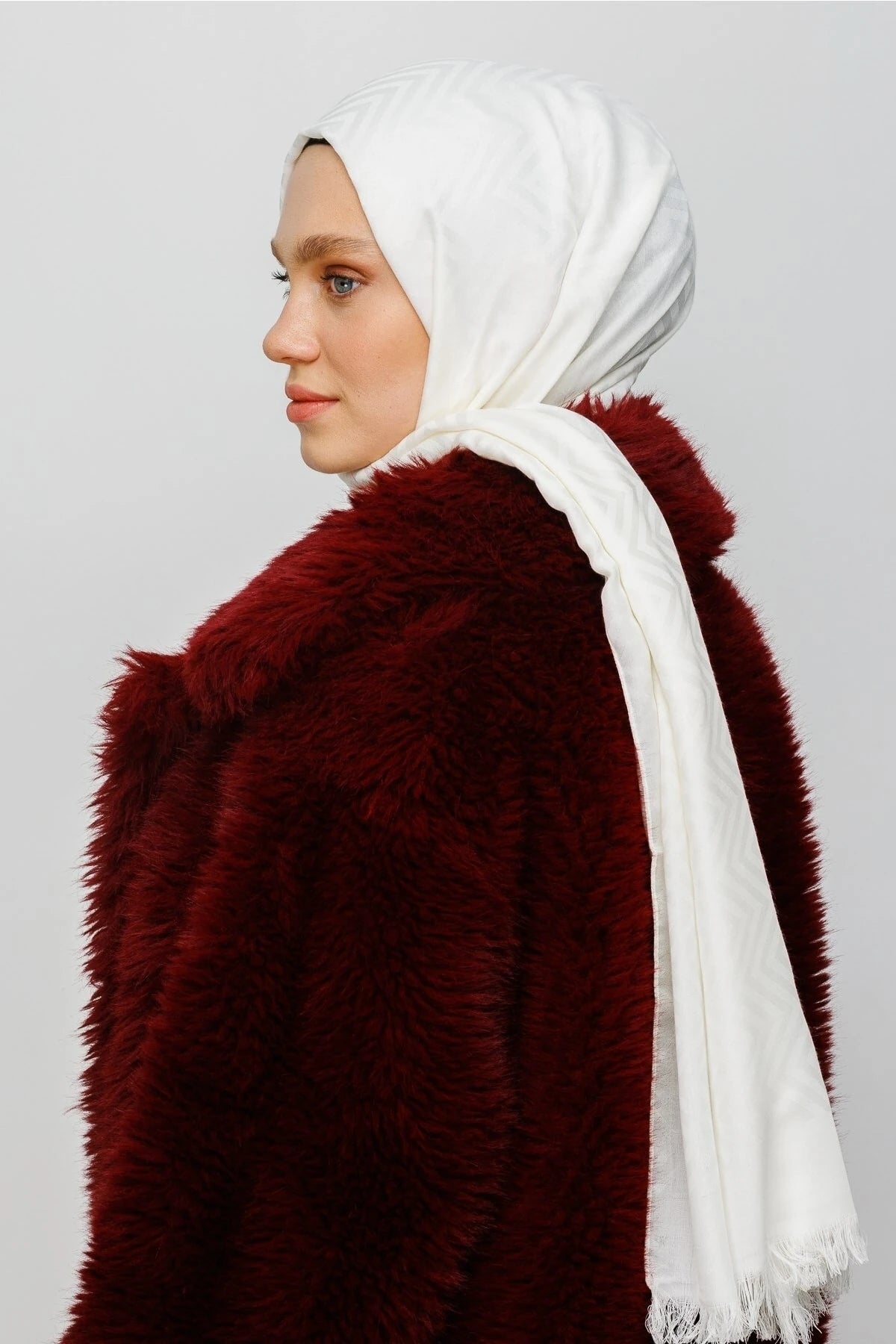 Zigzag Pattern Cotton Jacquard Shawl - Ecru
