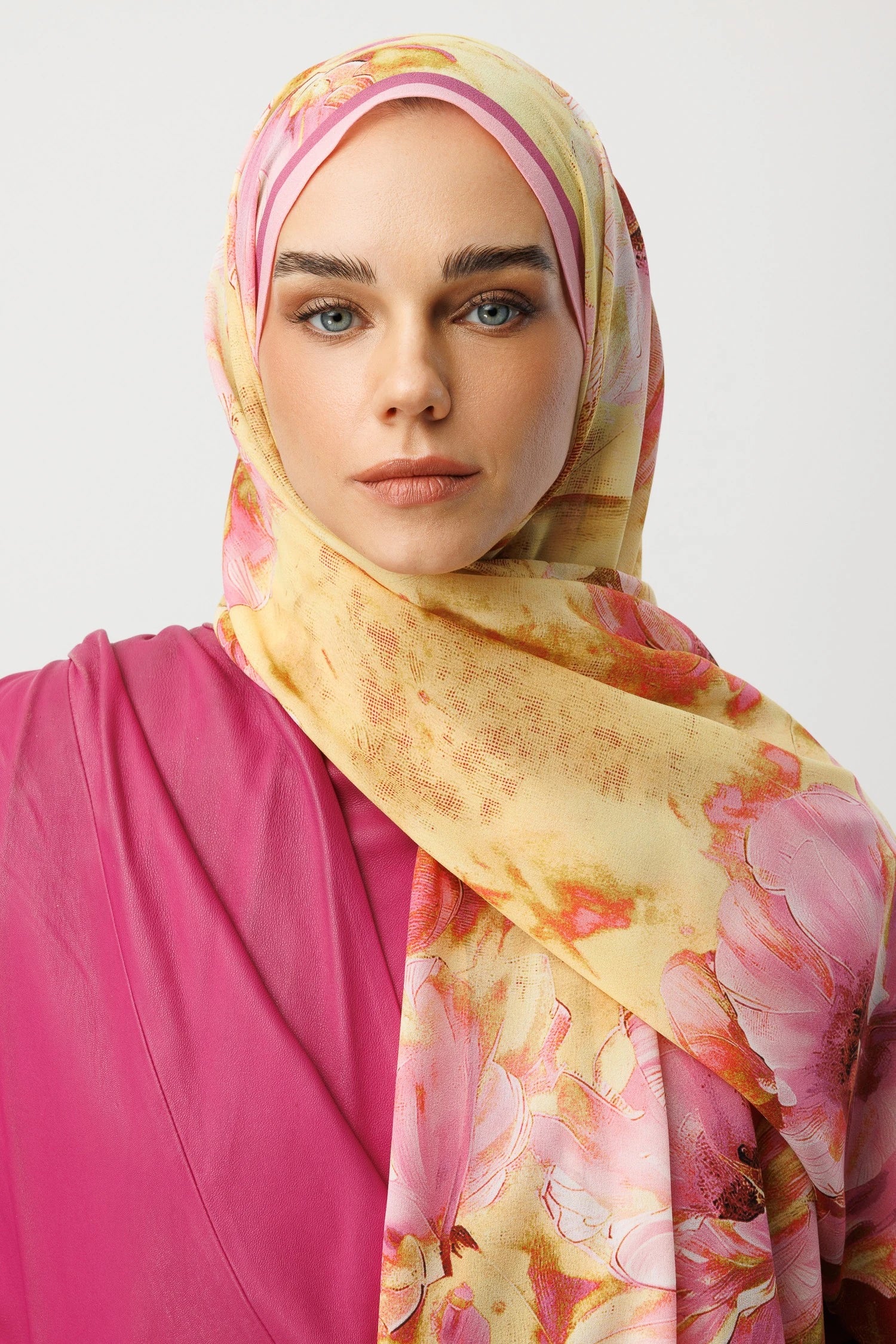 Rose Pattern Hebei Silk Scarf - Pink