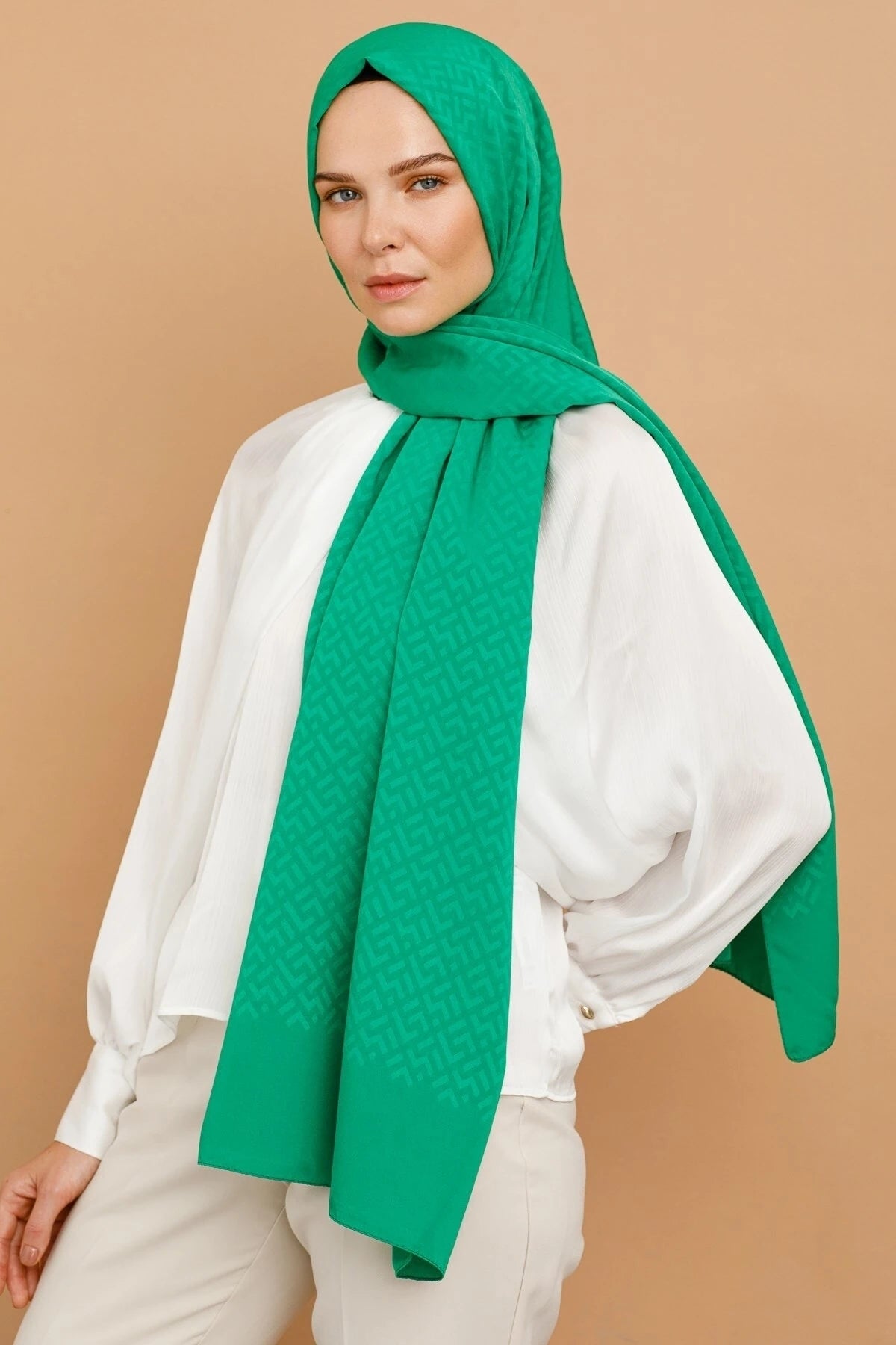 Z Pattern Silky Jacquard Scarf - Benetton Green