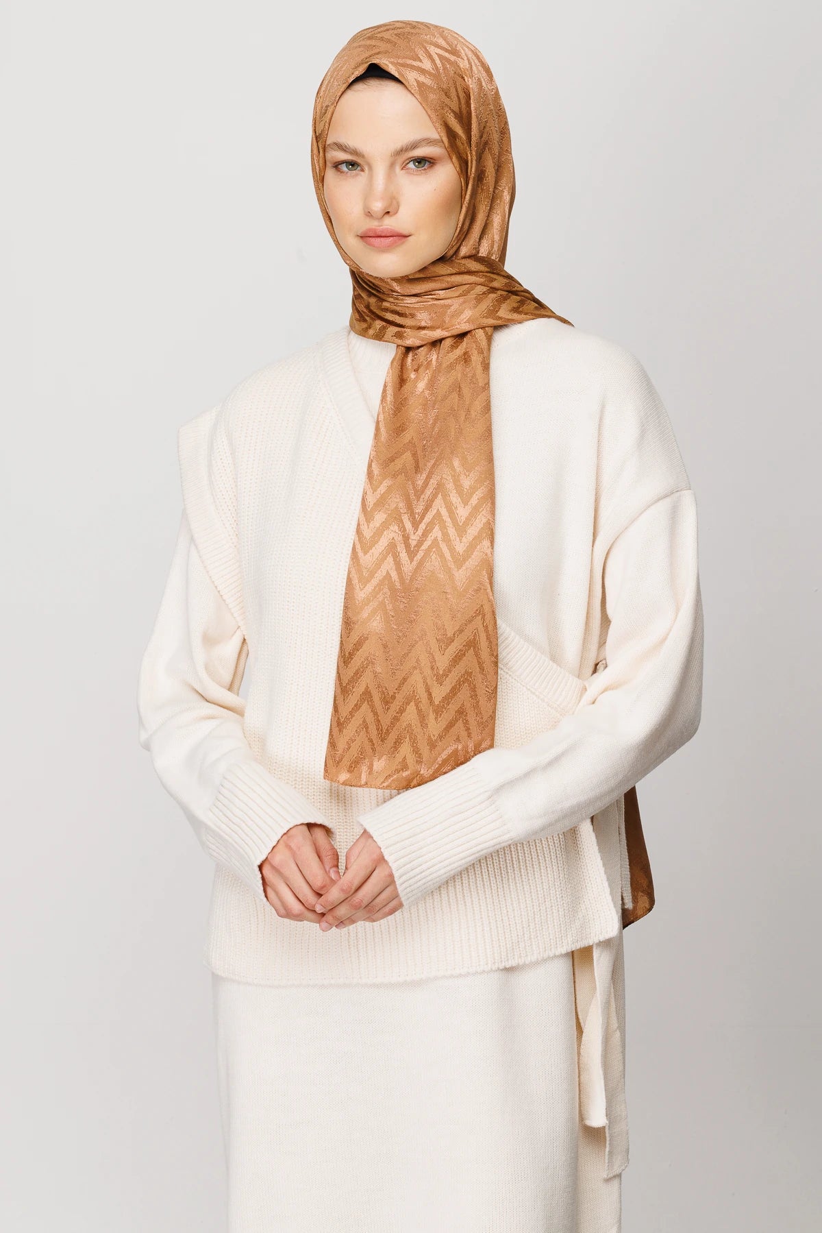 Zigzag Pattern Shiny Jacquard Scarf - Biscuit