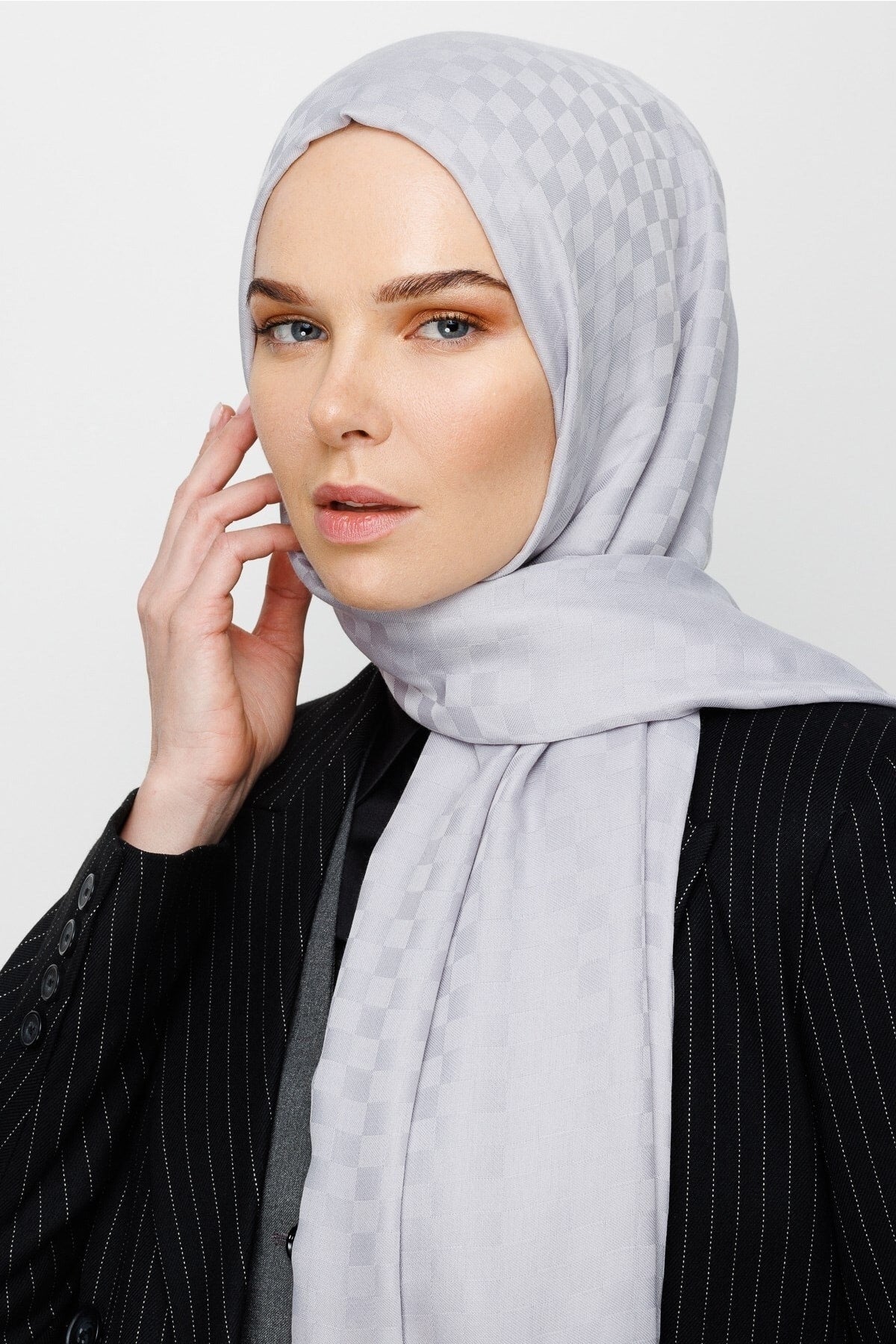 Square Pattern Cotton Jacquard Scarf - Silver