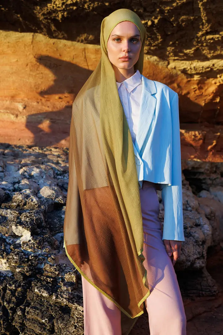 Gradient Muslin Shawl
