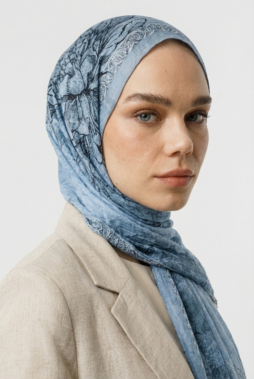 Linear Pattern Neo Crash Shawl - Light Blue