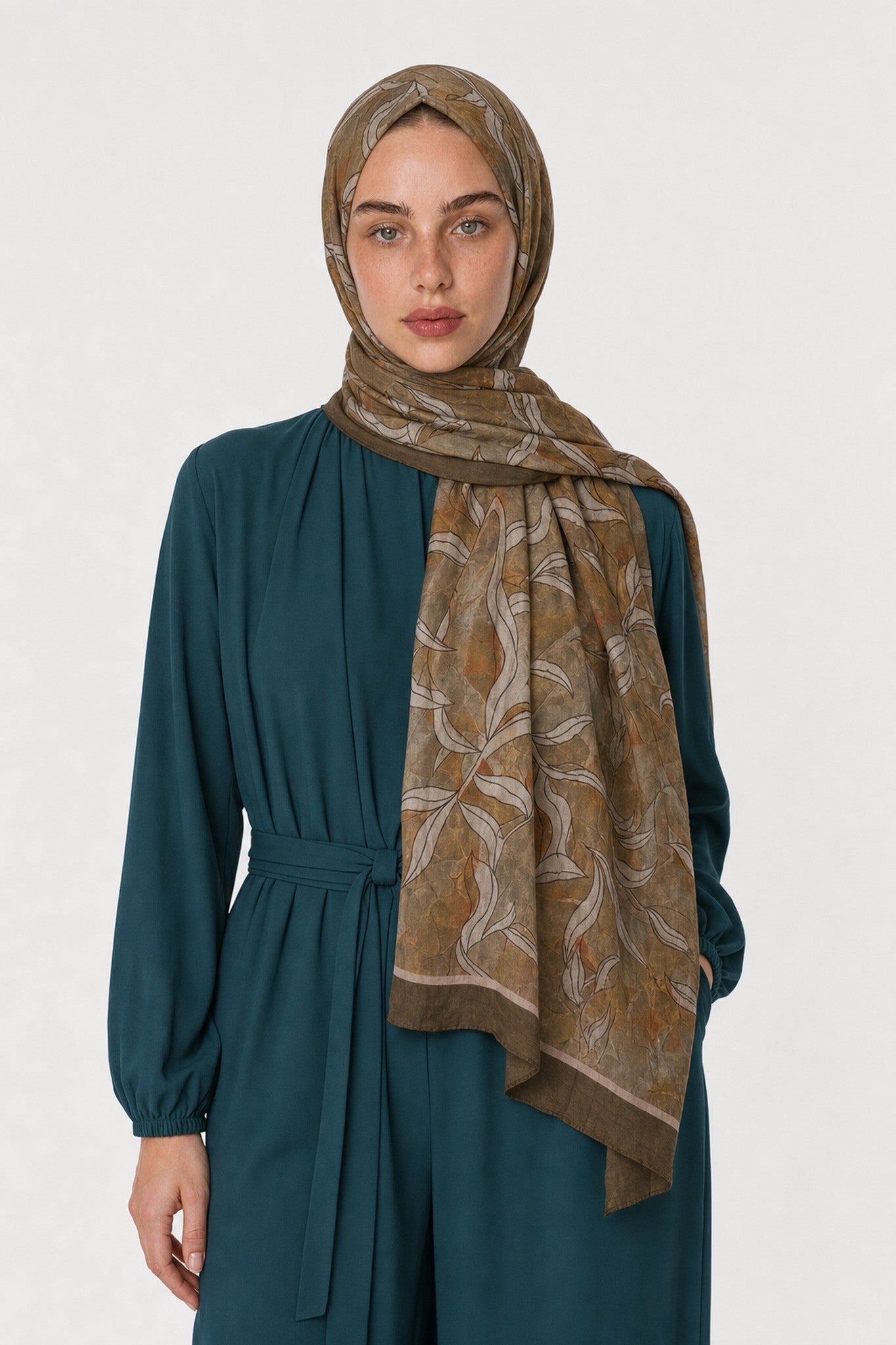 Frond Design Neo Crash Shawl - Forest Green